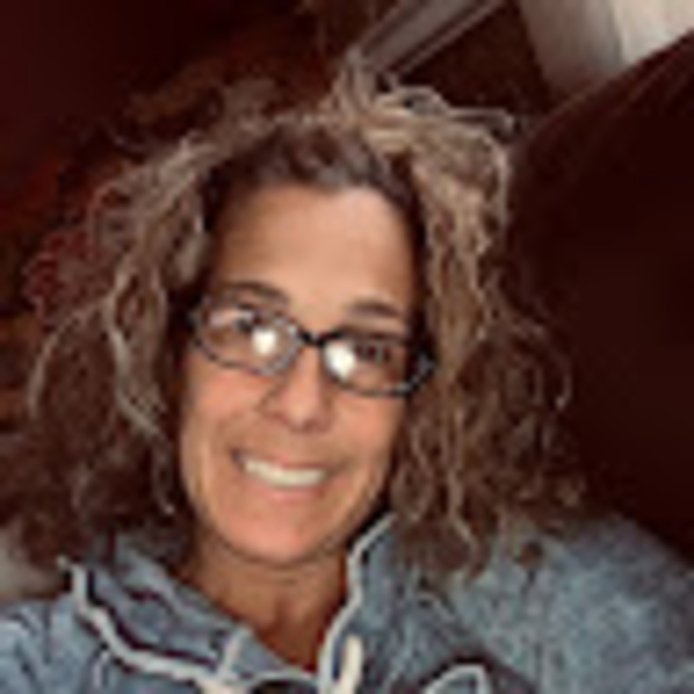 Meet your Posher, Lisa anne